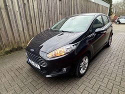 Schwarz Gebraucht 2012 Ford Fiesta Titanium Kleinwagen | 8.990 €