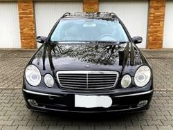 Schwarz Gebraucht 2004 Mercedes E320 Avantgarde Kombi | 2.500 € (Superpreis)