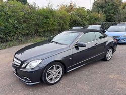 Grau Gebraucht 2011 Mercedes E200 Cabrio | 17.900 € (Fairer Preis)