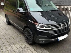 Schwarz Gebraucht 2020 VW T6.1 Highline Van | 46.250 € (Teuer)