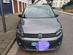 Grau Gebraucht 2015 VW Touran Cup Van / Kleinbus | 15.999 € (Etwas zu teuer)