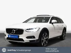 Weiß Gebraucht 2024 Volvo V90 CC Ultimate Kombi | 59.990 € (Teuer)