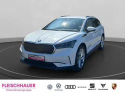 Weiss Gebraucht 2021 Skoda Enyaq iV Lodge SUV | 25.990 € (Etwas zu teuer)