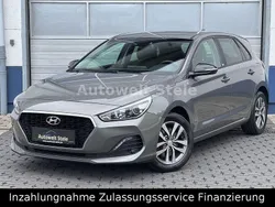 Grau Gebraucht 2019 Hyundai i30 YES! Limousine | 12.490 € (Fairer Preis)