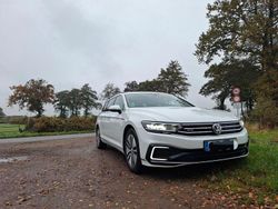 Weiß Gebraucht 2020 VW Passat GTE Kombi | 16.490 € (Superpreis)