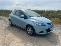 Blau Gebraucht 2008 Mazda 2 Kleinwagen | 2.300 € (Etwas zu teuer)