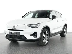 Crystal white pearl / metallic (metallic) Gebraucht 2022 Volvo C40 SUV | 33.700 € (Superpreis)