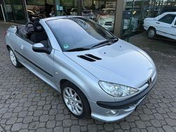 Silber Gebraucht 2003 Peugeot 206 CC Cabrio | 2.950 € (Fairer Preis)