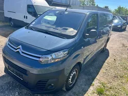 Blau Gebraucht 2020 Citroën Jumpy Van / Kleinbus | 12.999 €