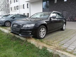 Schwarz Gebraucht 2011 Audi A4 Ambiente Kombi | 8.100 € (Fairer Preis)