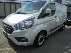 Silbermet. Gebraucht 2021 Ford Transit Custom Trend Van / Kleinbus | 21.900 € (Guter Preis)