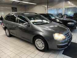 Grau Gebraucht 2009 VW Golf VI Comfortline Kombi | 5.990 € (Teuer)