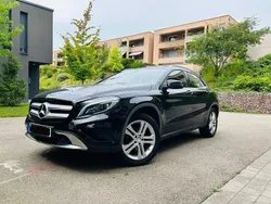 Schwarz Gebraucht 2017 Mercedes GLA200 Urban SUV | 18.800 € (Guter Preis)