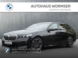 Saphirschwarz Gebraucht 2024 BMW 520 M Sport Kombi | 49.940 € (Superpreis)