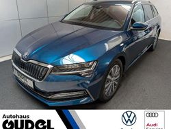 Blau Gebraucht 2022 Skoda Superb Kombi | 23.880 € (Guter Preis)