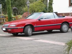 Rot Gebraucht 1993 Chrysler Le Baron Cabrio | 2.590 €