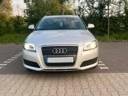 Grau Gebraucht 2010 Audi A3 Sportback Sport Limousine | 5.390 € (Guter Preis)