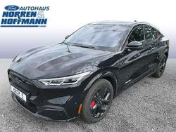 Absolute black Gebraucht 2023 Ford Mustang Mach-E Premium SUV | 42.980 € (Fairer Preis)