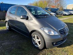 Mountaingrau met. Gebraucht 2011 Mercedes A160 Kleinwagen | 4.699 € (Fairer Preis)