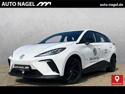 Dover white Gebraucht 2023 MG MG4 EV Kleinwagen | 23.990 €