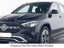 Nachtschwarz Gebraucht 2024 Mercedes GLA250 Progressive SUV | 43.890 € (Fairer Preis)