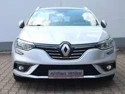 Grau Gebraucht 2017 Renault Mégane IV Intens Limousine | 10.990 € (Guter Preis)