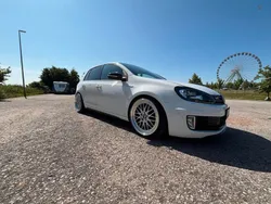 Weiß Gebraucht 2011 VW Golf VI GTI Limousine | 12.800 €