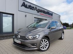 Grau Gebraucht 2015 VW Golf Sportsvan Highline Van / Kleinbus | 12.250 € (Etwas zu teuer)