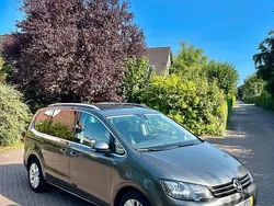 Grau Gebraucht 2013 VW Sharan Van / Kleinbus | 12.999 € (Guter Preis)