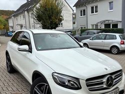 Weiß Gebraucht 2018 Mercedes GLC220 SUV | 22.990 € (Guter Preis)