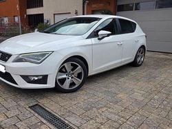 Weiß Gebraucht 2014 Seat Leon FR Limousine | 8.700 € (Fairer Preis)
