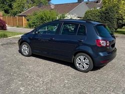 Blau Gebraucht 2014 VW Golf VII Life Limousine | 10.900 € (Guter Preis)