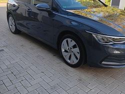 Grau Gebraucht 2023 VW Golf Limousine | 21.500 € (Fairer Preis)