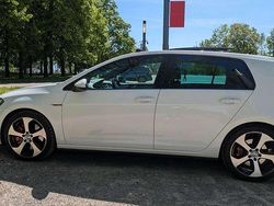 Weiß Gebraucht 2016 VW Golf VII GTI Limousine | 14.990 € (Guter Preis)