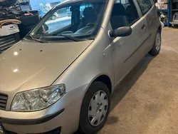 Silber Gebraucht 2003 Fiat Punto Kleinwagen | 1.600 € (Fairer Preis)