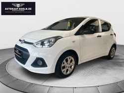 Weiß Gebraucht 2016 Hyundai i10 Basis Kleinwagen | 8.590 € (Etwas zu teuer)