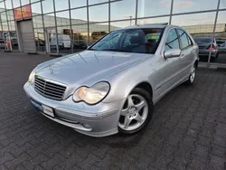 Silber Gebraucht 2002 Mercedes C200 Avantgarde Limousine | 4.490 € (Etwas zu teuer)