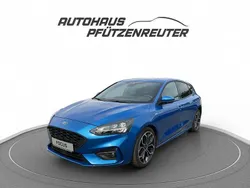 Blau Gebraucht 2019 Ford Focus ST-Line Limousine | 17.990 € (Fairer Preis)
