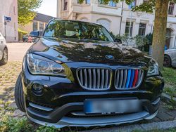 Schwarz Gebraucht 2015 BMW X1 SUV | 10.900 €