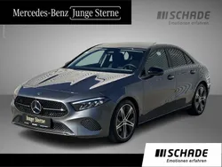 Grau Gebraucht 2024 Mercedes A200 Progressive Limousine | 32.750 € (Etwas zu teuer)