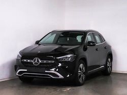 Metalliclack kosmosschwarz Gebraucht 2024 Mercedes GLA200 SUV | 33.890 € (Superpreis)