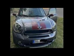 Grau Gebraucht 2015 Mini Park Lane Countryman SUV | 14.900 €