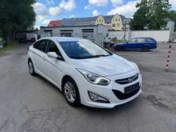 Weiß Gebraucht 2013 Hyundai i40 Comfort Limousine | 7.999 € (Fairer Preis)