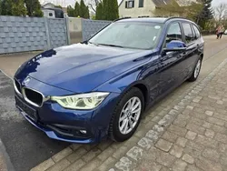 Blau Gebraucht 2020 BMW 318 Advantage Kombi | 20.470 € (Fairer Preis)