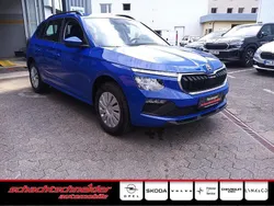 Energyblau uni Neu 2025 Skoda Kamiq Essence SUV | 25.890 € (Guter Preis)