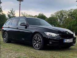 Schwarz Gebraucht 2015 BMW 320 Sport Line Kombi | 12.400 € (Etwas zu teuer)