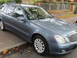 Blau Gebraucht 2007 Mercedes E280 Kombi | 3.650 € (Fairer Preis)