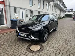 Santorini black Gebraucht 2017 Jaguar F-Pace First Edition SUV | 25.990 € (Teuer)
