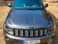 Grau Gebraucht 2017 Jeep Grand Cherokee SUV | 23.700 € (Fairer Preis)