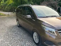 Braun Gebraucht 2014 Mercedes V250 Edition Van / Kleinbus | 28.500 € (Guter Preis)